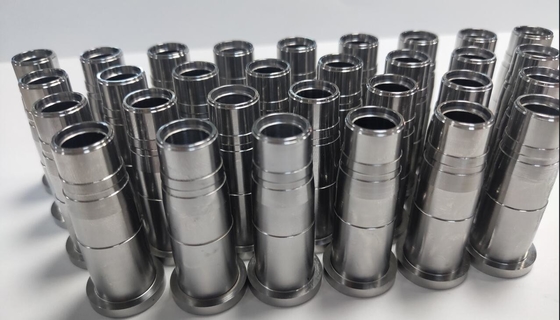 Piezas que trabajan a máquina del torno plástico del molde S136, componentes de torneado multiusos del CNC