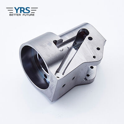 Las piezas trabajadas a máquina precisión del CNC de SKD61 DC53 clavan el artículo del alimentador